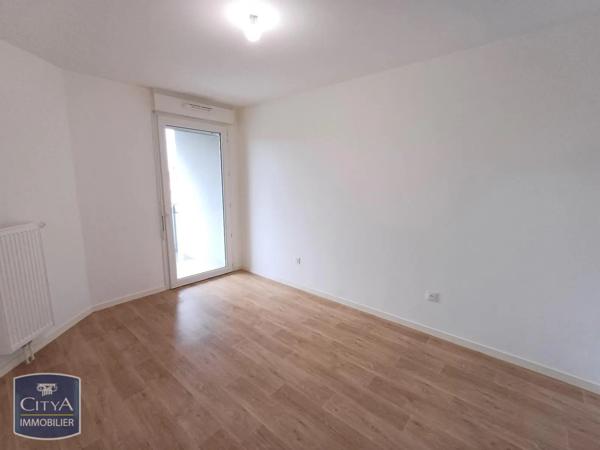 Appartement à louer 2 pièces 45.3m² Ronchin (59790)