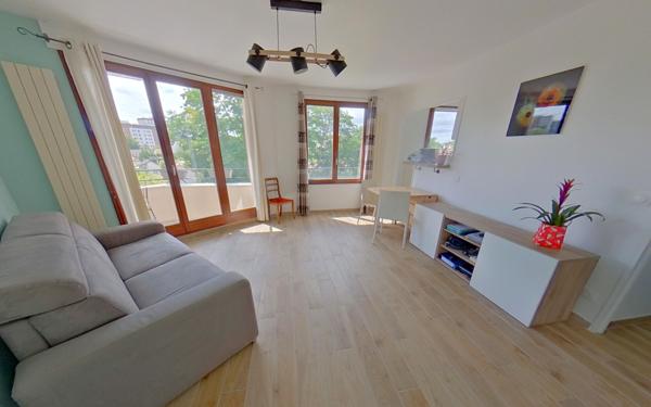 Appartement à louer    1 pièce • 30,68 m2 Saint-Gratien