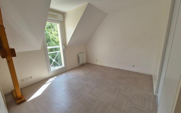 Maison à vendre    5 pièces • 110 m2 Merville-Franceville-Plage