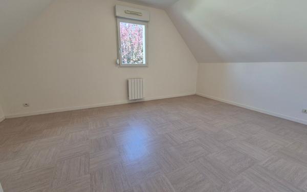 Maison à vendre    5 pièces • 110 m2 Merville-Franceville-Plage