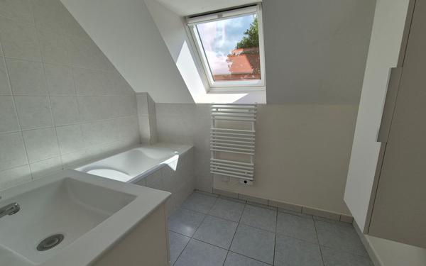 Maison à vendre    5 pièces • 110 m2 Merville-Franceville-Plage