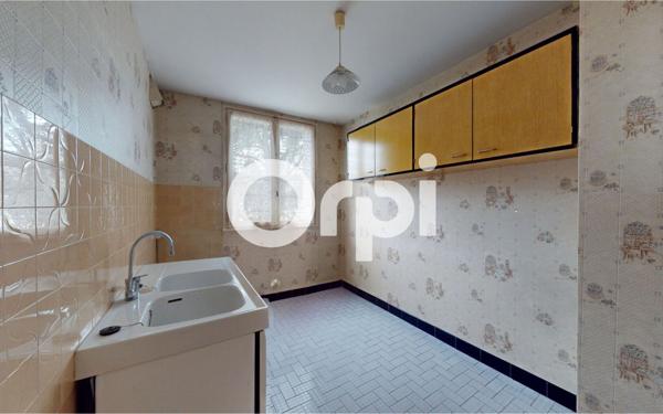Appartement à vendre    3 pièces • 56 m2 Bron