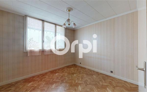 Appartement à vendre    3 pièces • 56 m2 Bron