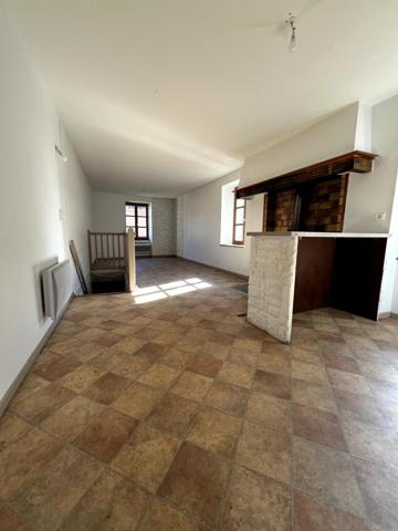 Maison ancienne au cœur du fort de Flaujac