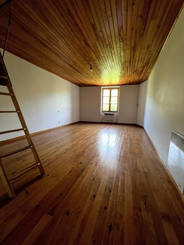 Maison ancienne au cœur du fort de Flaujac