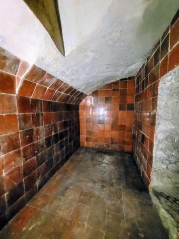 BRIGNOLES (VAR) - Bâtisse de 154m² avec garage