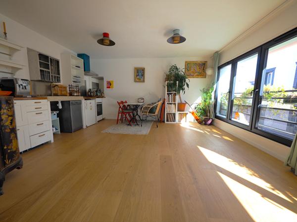 Duplex type Loft, 3 pièces LES LILAS