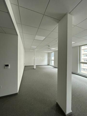 BUREAUX à LOUER de 185 m²