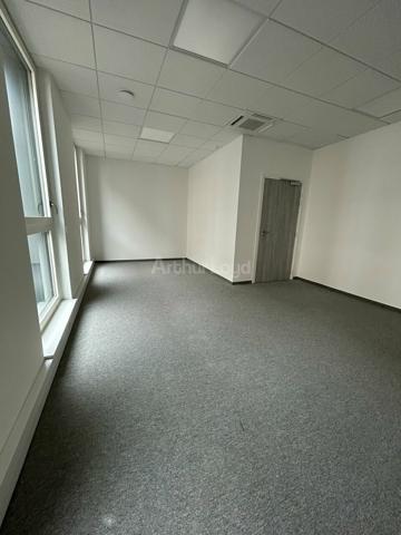 BUREAUX à LOUER de 185 m²