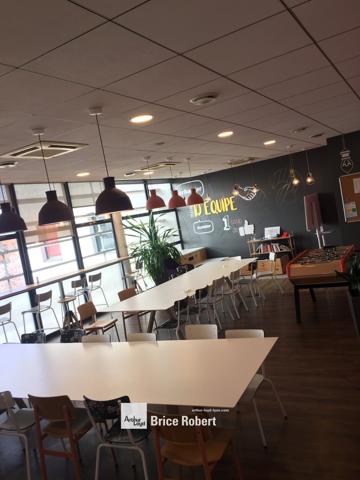 Bureaux à louer à Saint-Priest environnement verdoyant accès autoroute A43