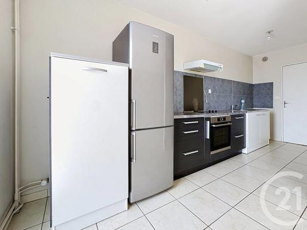 Appartement à vendre  4 pièces - 73,74 m 2   LE PETIT QUEVILLY  - 76