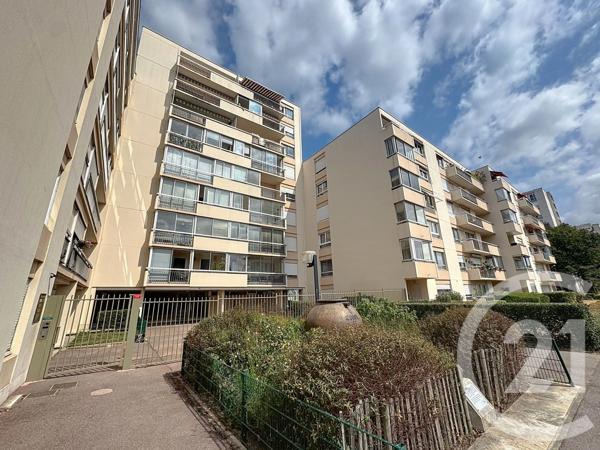 Appartement à vendre  4 pièces - 73,74 m 2   LE PETIT QUEVILLY  - 76