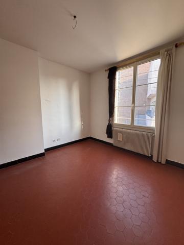 Draguignan (83300) Draguignan idéal investisseur - Fort potentiel de division - Appartement type 5/6 pièces