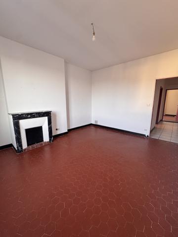 Draguignan (83300) Draguignan idéal investisseur - Fort potentiel de division - Appartement type 5/6 pièces