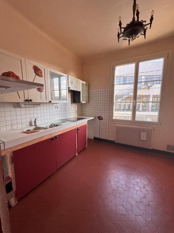 Draguignan (83300) Draguignan idéal investisseur - Fort potentiel de division - Appartement type 5/6 pièces