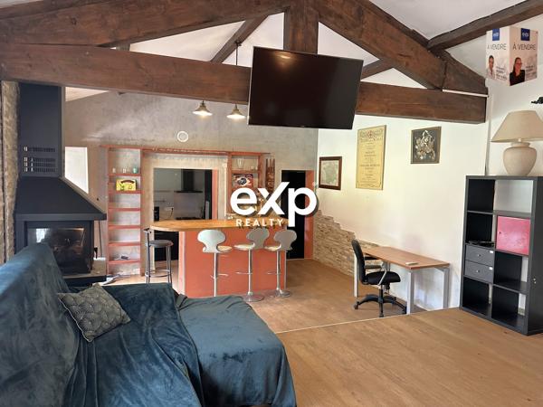 Exceptionnelle propriété de 366 m² composée de 4 habitations indépendantes avec piscine et jacuzzi à Pignans (83790).