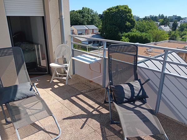 Résidence récente, proche commodités