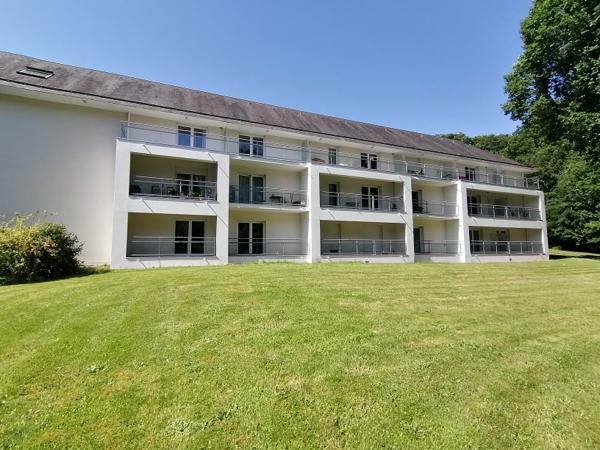 BAGNOLES DE L'ORNE (61140) , DANS UNE RESIDENCE SENIORS,  Station thermale,   appartement 1 pièce, 30  m2 environ, PRIX 75 000  honoraires 7,14% inclus à la charge de l'acquéreur soit 70 000  hors honoraires