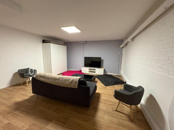 A LOUER : T5 à LILLE • Rue du Molinel - Centre / Republique • 2 050 € CC • Réf. 1511-3