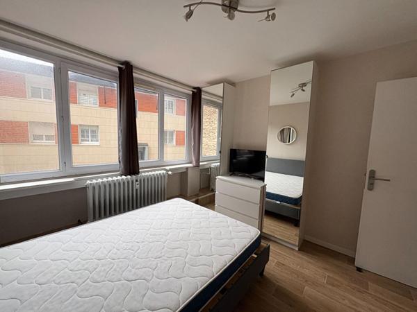 A LOUER : T5 à LILLE • Rue du Molinel - Centre / Republique • 2 050 € CC • Réf. 1511-3