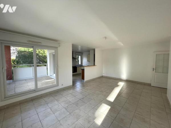 REZE - Chene Gala - Appartement de Type T3 d'env 71.40m² avec garage et parking en sous-sol.