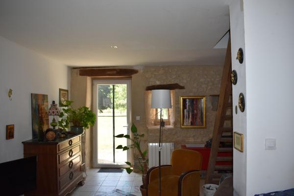 PROPRIETE DE CHARME ACCES DIRECT RIVIERE PROCHE DE PERIGUEUX
