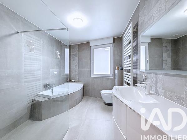 Maison à vendre 6 pièces 143 m² Serémange-Erzange