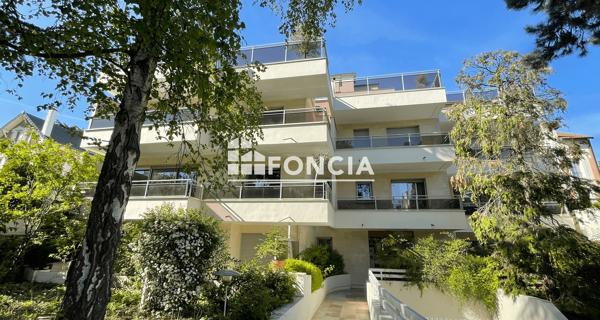 Location Studio 26.65 m² - Sceaux 92330