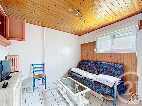Immeuble à vendre  220 m 2   COURCELLES LES MONTBELIARD  - 25