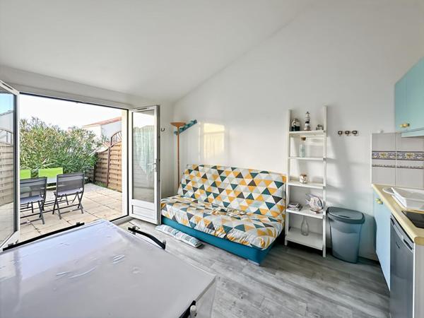 Maison Studio alcôve + mezzanine dans résidence avec piscine