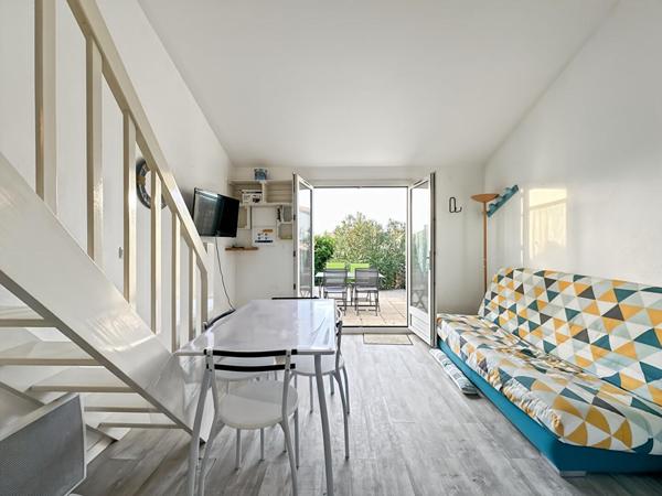 Maison Studio alcôve + mezzanine dans résidence avec piscine