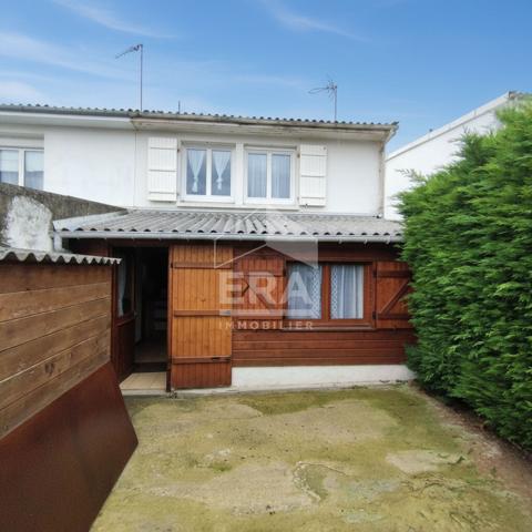 Maison de ville avec jardin - 2 chambres à rafraîchir