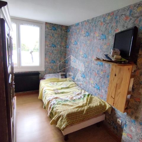 Maison de ville avec jardin - 2 chambres à rafraîchir