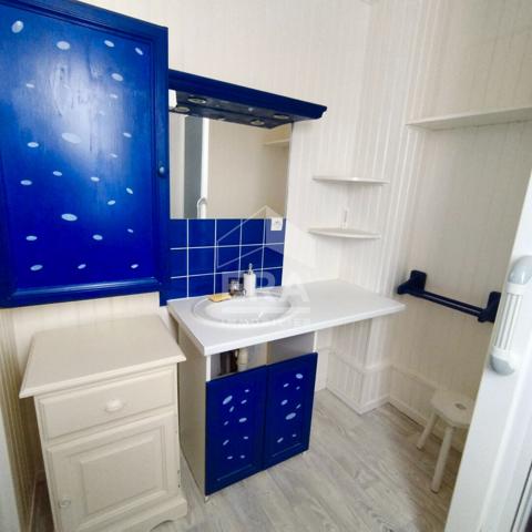 Maison de ville avec jardin - 2 chambres à rafraîchir