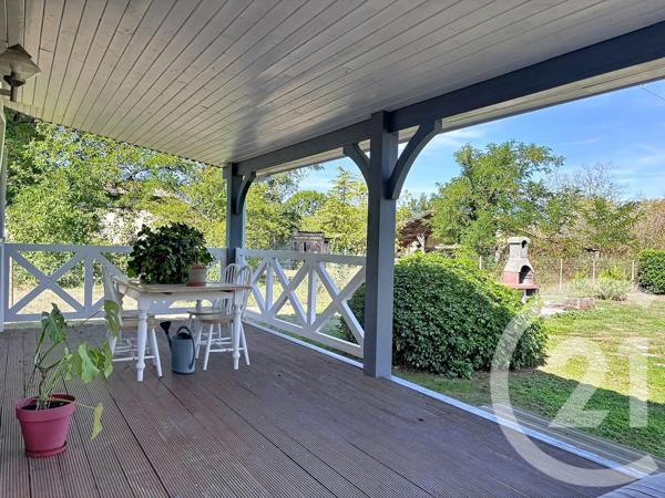 Maison à vendre  5 pièces - 81,70 m 2   MONTPON MENESTEROL  - 24