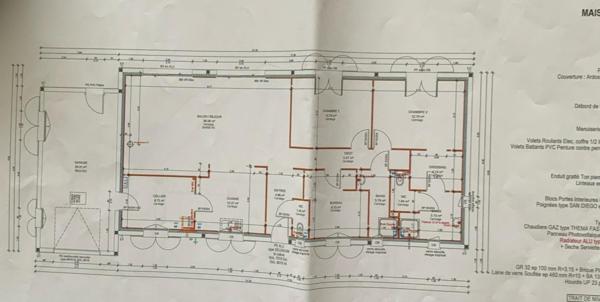 Pour les amoureux d’espace et de verdure : maison de 2017 sur 9 350 m² de terrain.