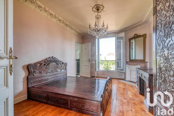 Maison à vendre 8 pièces 240 m² Villemomble