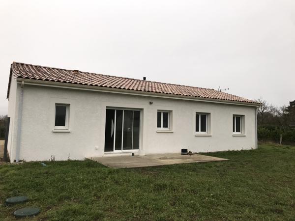 Proche EYMET, Serre et Montguyard, villa état neuf 3 chambres + bureau, garage et jardin