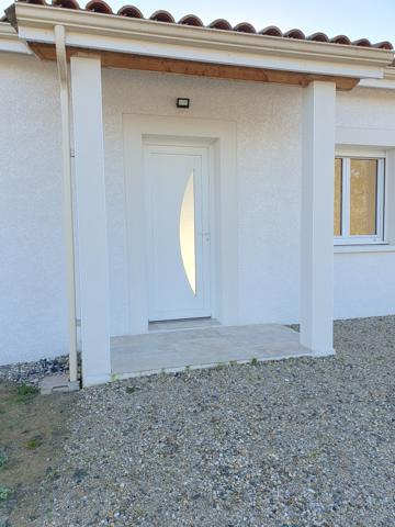 Proche EYMET, Serre et Montguyard, villa état neuf 3 chambres + bureau, garage et jardin