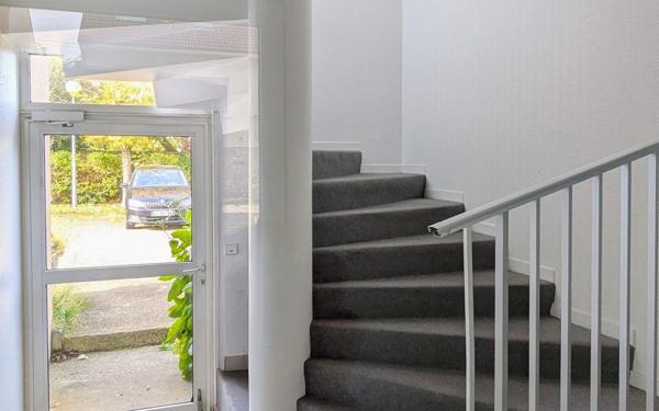 Appartement à vendre    1 pièce • 30,92 m2 Lagny-sur-Marne