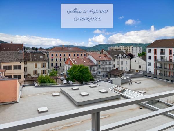 OYONNAX - APPARTEMENT T3 - 69 m2 - PARKING PRIVATIF