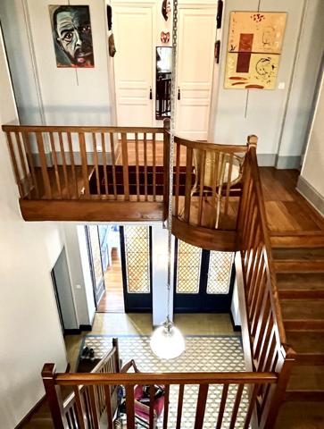 Loriol-sur-Drôme (26270) Maison de maître 1907 - centre Loriol-sur-Drôme - 330 m² - terrain 1 400 m² - piscine – terrasse 60 m² - stati