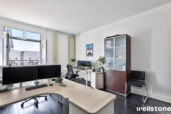 Bureaux à louer à PARIS 75008