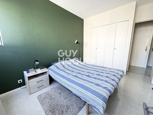 Grenoble – Idéal investisseur : Appartement T2 vendu loué avec cave, possibilité garage