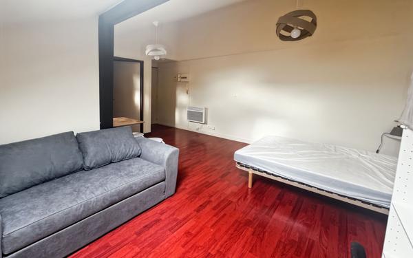 Appartement à louer    1 pièce • 21,95 m2 Reims