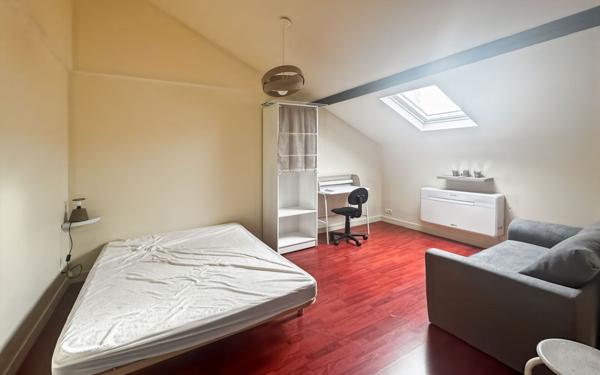 Appartement à louer    1 pièce • 21,95 m2 Reims