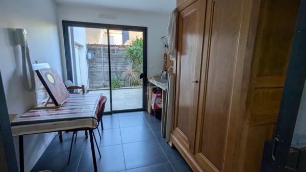 Villa contemporaine haut de gamme – 252 m² –Terrain 3 298 m²