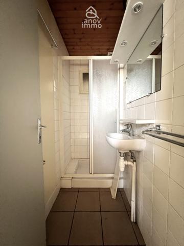 Maison
                                                                                                                                                                                                                                                                                                                        6 pièce(s)                                                                                                                                                                                                          3 chambre(s)                                                                                                                                                                                                          130  m²