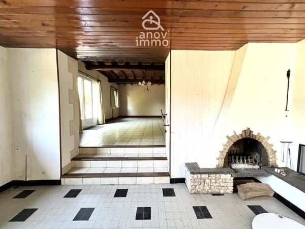 Maison
                                                                                                                                                                                                                                                                                                                        6 pièce(s)                                                                                                                                                                                                          3 chambre(s)                                                                                                                                                                                                          130  m²