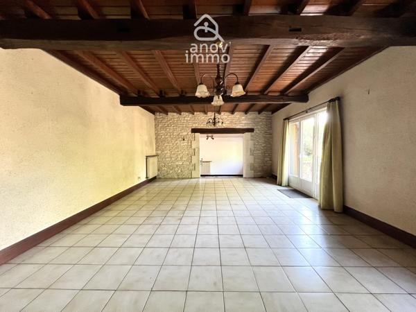 Maison
                                                                                                                                                                                                                                                                                                                        6 pièce(s)                                                                                                                                                                                                          3 chambre(s)                                                                                                                                                                                                          130  m²